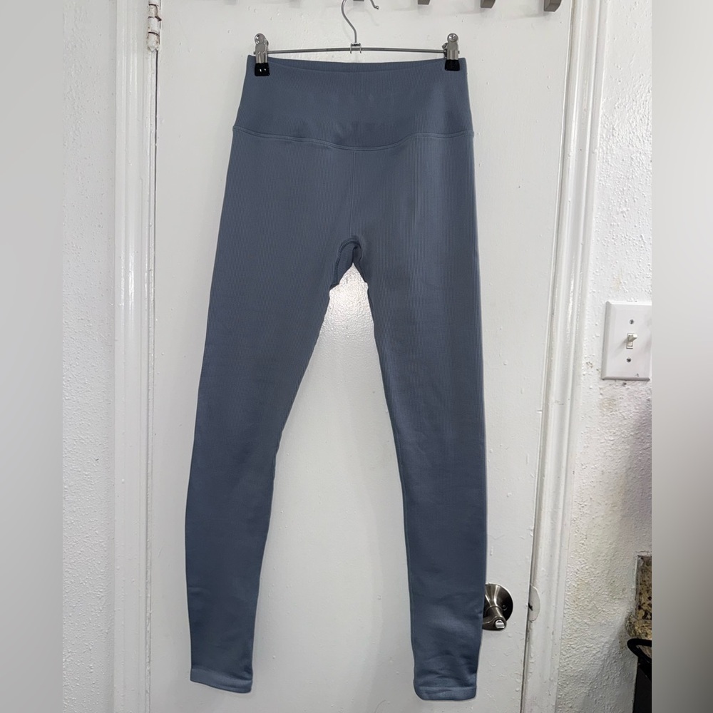 Alo seamless high waist Rib leggings -bluestone- size M/L